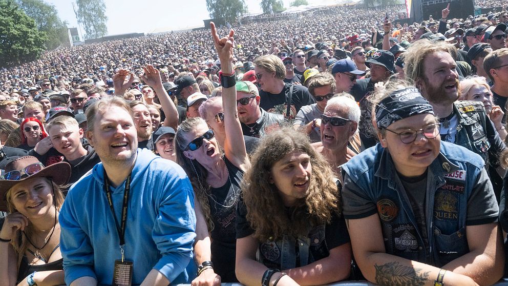 En hårdrockspublik på Sweden rock.