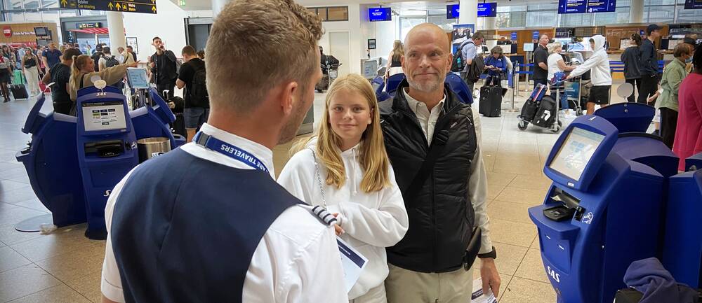 Flyget till Malaga ställdes in så nu funderar Lars Jakobsson på att ta bilen dit med familjen istället.