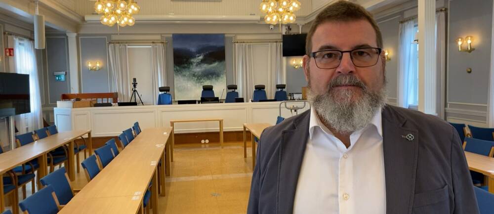 Jonny Lundin Centerpartiet Oppositionsråd Regionstyrelsens står i regions fullmäktigesal