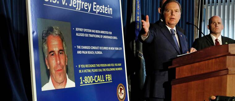 Den 8 juli åtalades den förmögne finansmannen Jeffrey Epstein för trafficking och konspiration av åklagaren Geoffrey Berman i New York. Foto den 8 juli 2019. 