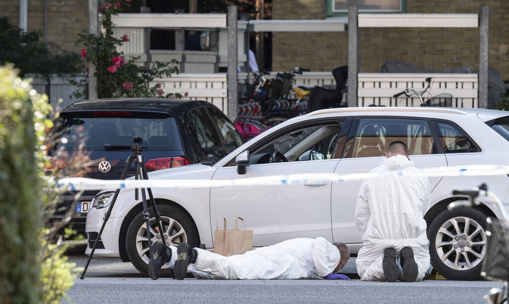 Nyheter Direkt – Efter mordet på kvinna i Malmö - polisen håller