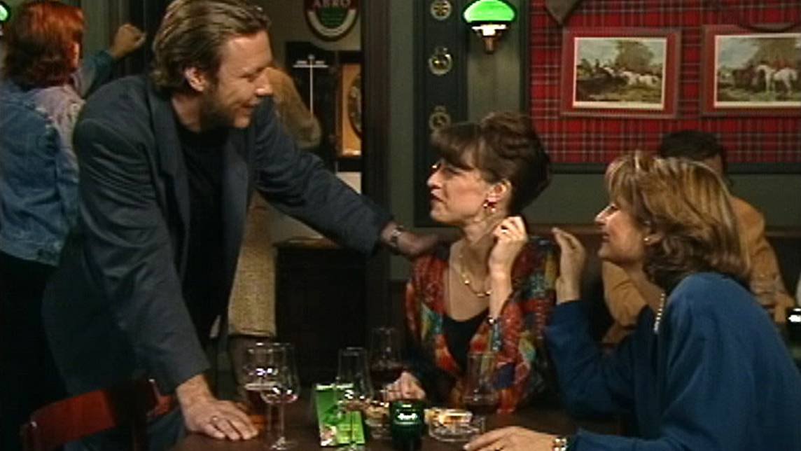 Svensson, Svensson – 9. Farlig förbindelse | SVT Play