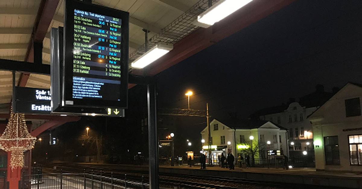 Tågstopp i Katrineholm efter olycka SVT Nyheter