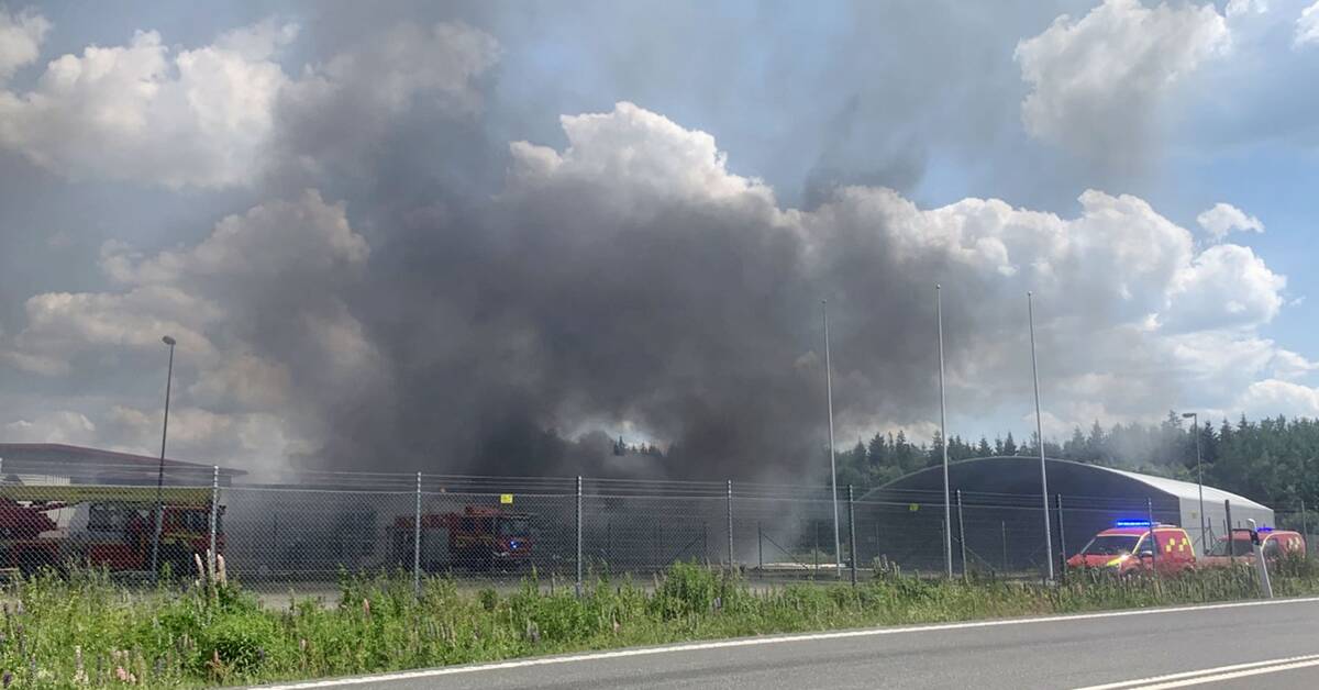 Watch Heavy fire in factory in Öggestorp
 – Latest News