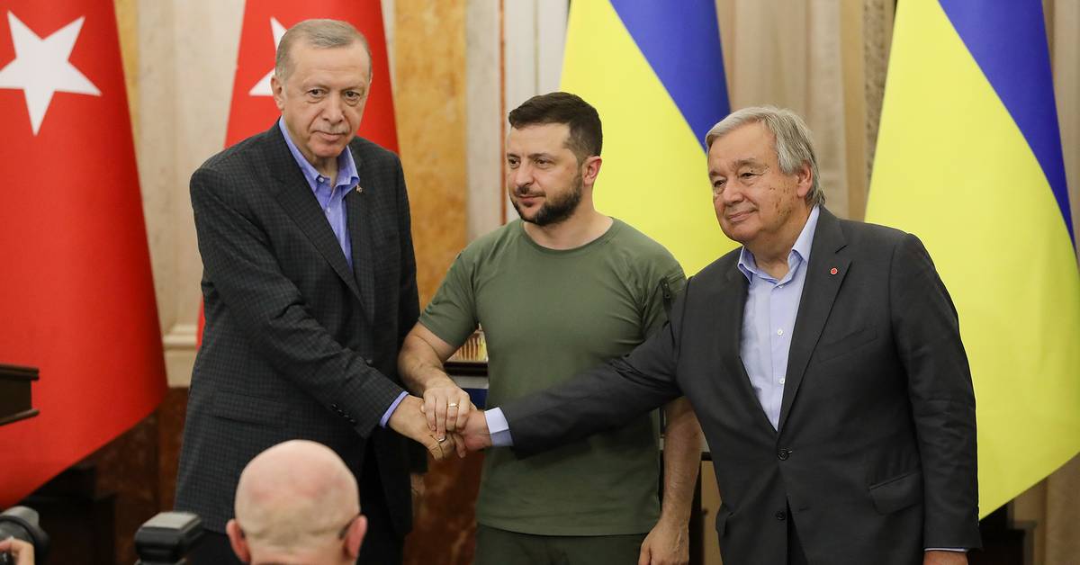 Erdogan dopo l’incontro con Putin: la Turchia sostiene l’Ucraina