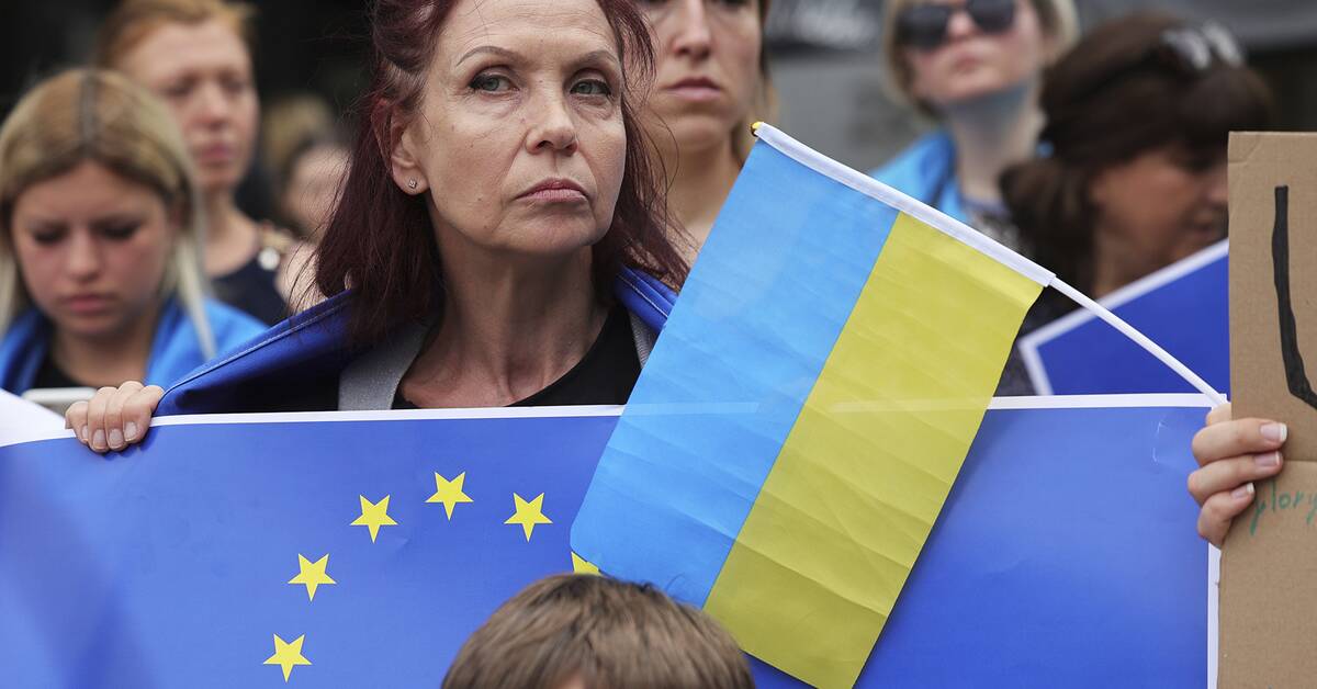 Strongly reduce support for Ukraine from the West