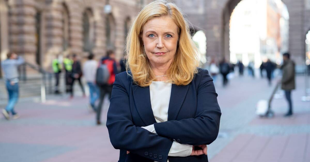 Elisabeth Thand Ringqvist backas som ny partiledare för Centerpartiet