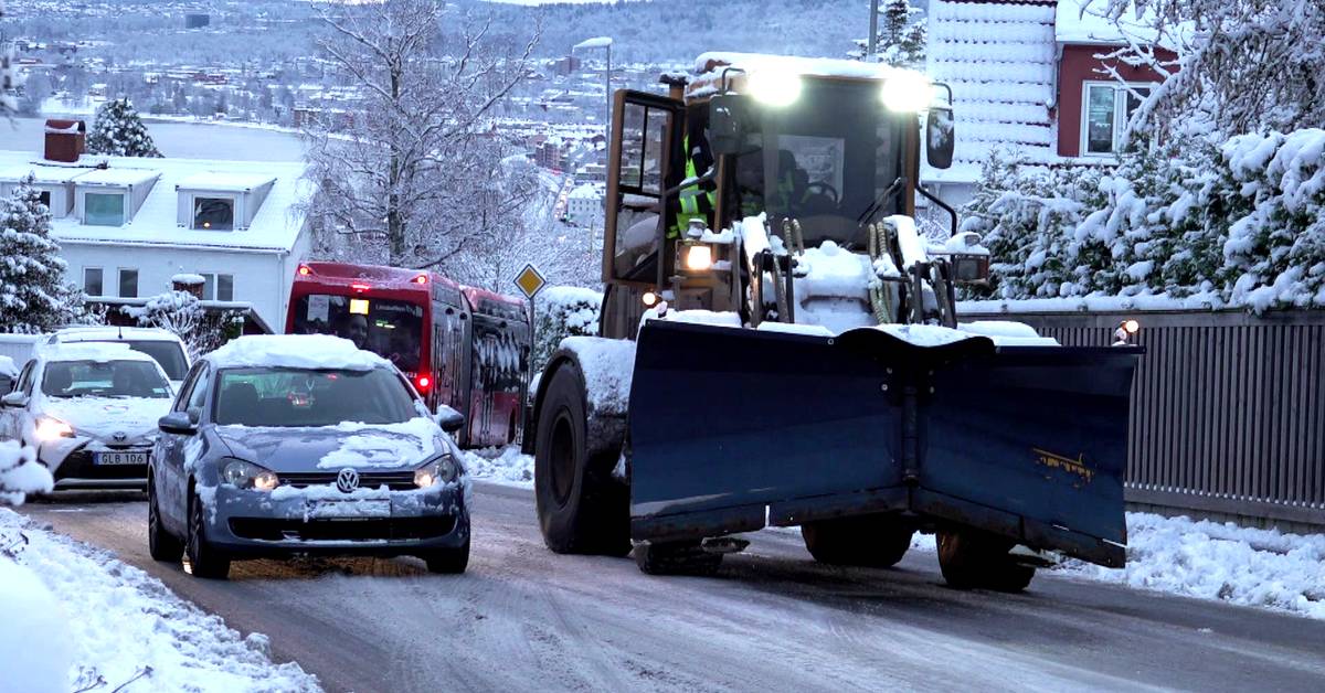 Så drabbades Jönköping av säsongens första snö | SVT Nyheter