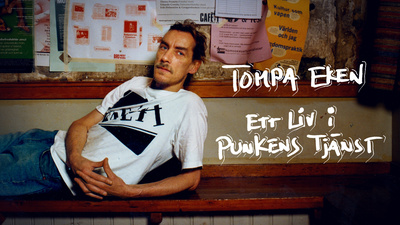 STOCKHOLM 1999. Tompa Eken på Kafé 44 på Tjärhovsgatan i Stockholm. - Tompa Eken - ett liv i punkens tjänst