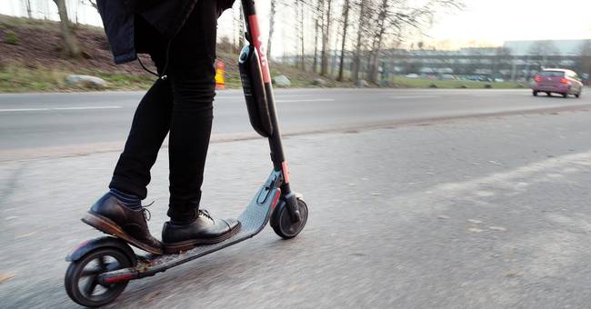 Hur Man Trimmar En Elscooter