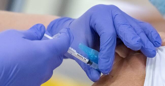 Nu kan riskgrupp från 18 år boka vaccin i Kalmar län – Kronoberg öppnar nästa vecka