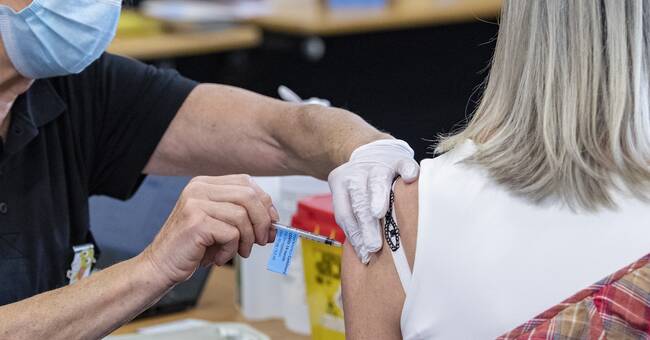 FHM: 16-åringar erbjuds vaccin i augusti
