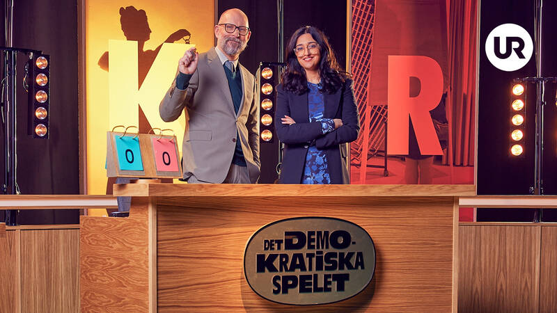 Kalle Lind och Parisa Amiri i Det demokratiska spelet