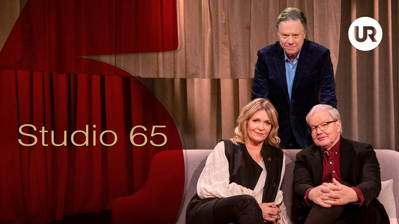 Kattis Ahlström, Anders Palmgren (stående) samt Ingmar Skoog - Studio 65