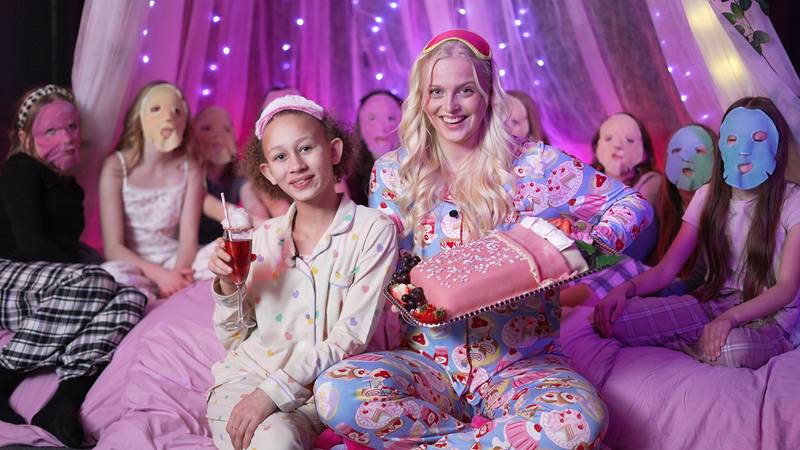 Kalas – Pyjamasparty | SVT Play