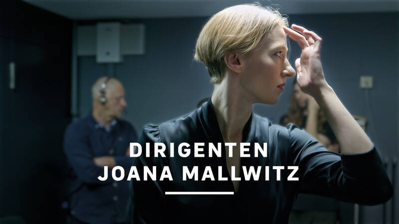 Sedan augusti 2023 är Joana Mallwitz chefsdirigent och konstnärlig ledare vid Berlins konserthus. Utnämningen kom långt ifrån som en överraskning, vid 35 års ålder kan hon redan se tillbaka på 15 år i yrket. - Dirigenten Joana Mallwitz