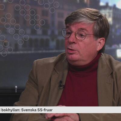 Författaren Christoph Andersson intervjuas om sin bok Svenska SS-fruar.

