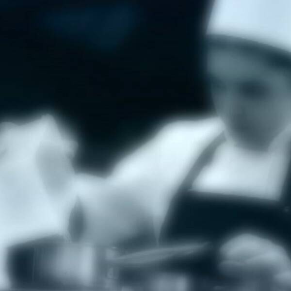 Anonym bild av en kock som lagar mat. 