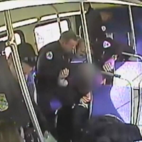 övervakningsfilm från en buss i Philadelphia.