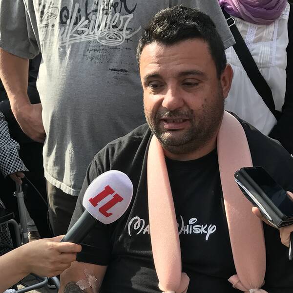 Hassan Zubier är tillbaka på torget där attacken skedde.