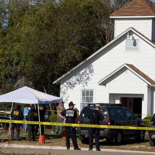 26 människor döda i skjutning i kyrka i Texas