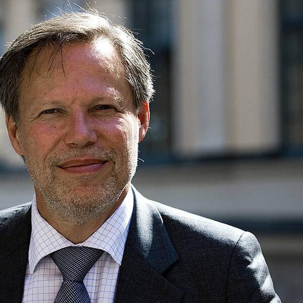 En av Sveriges högsta domare, justitierådet Mats Melin, anser att den polska regeringen urholkar rättsstaten.