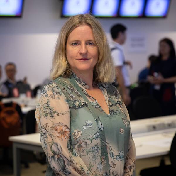 SVT:s utrikesreporter Ulrika Bergsten på plats i Singapore.