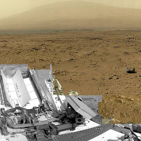 Bild från Mars som är sammansatt av nästan 900 bilder tagna av Nasa:s Curiosity vid en plats kallad Rocknest.
