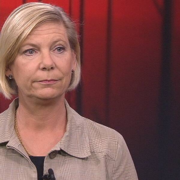 Karin Hector-Stahre som är chef för prov- och bedömningsenheten på Skolverket i Aktuellt.