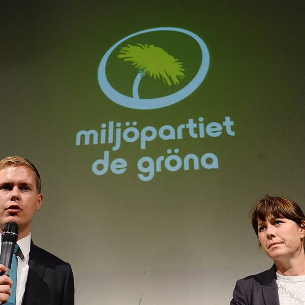 Miljöpartiets språkrör Gustav Fridolin och Åsa Romson.