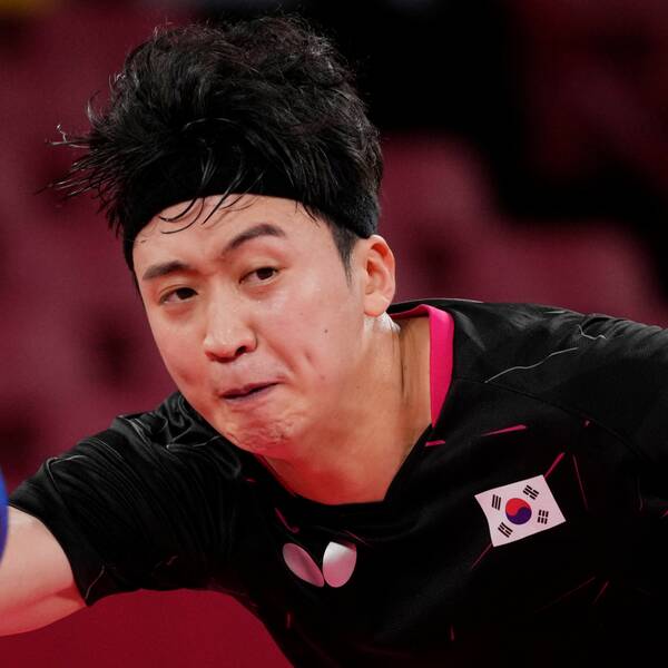 En grekisk kommentator uttalade sig rasisiskt om bordtennisspelaren Jeoung Youngsik.