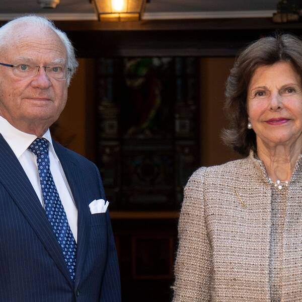 Kung Carl Gustaf och drottning Silvia och