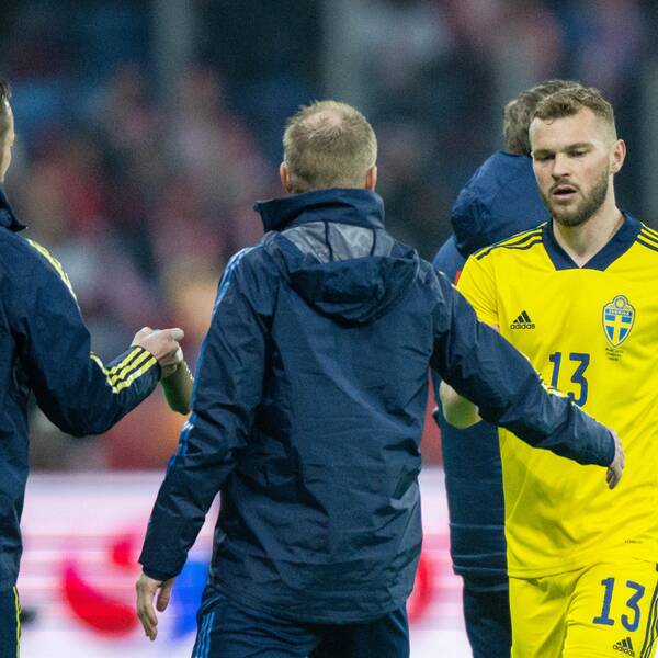 Jesper Karlström byttes ut mot Polen.