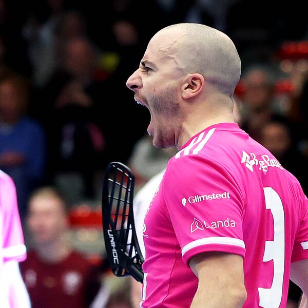 Knappt 20 minuter i SM-finalen var det som krävdes för att Alexander Galante Carlström skulle göra karriärens 1056:e poäng.