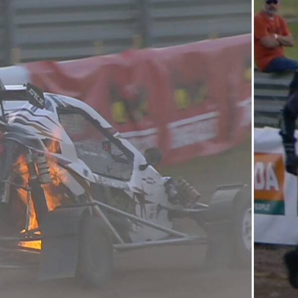 En crosskart fattar eld under SM-veckan i Linköping.