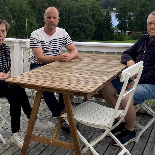 Malin Lindströms mamma Inez, bror Håkan och pappa Rune