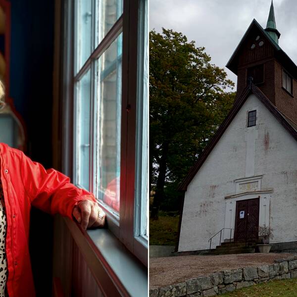 Kvinna i röd jacka och glasögon t.v. Kyrka med brunt tak och vitputsad fasad t.h.