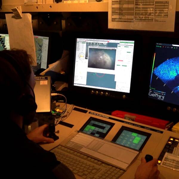 HMS Kullen radarskarmar, sonar sjömina minröjare