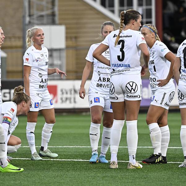 IFK Kalmar har av oklar anledning tömt kassorna hos alla sina barn- och ungdomslag.
