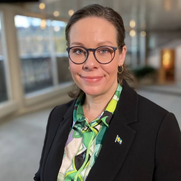 Maria Malmer Stenergard (M), migrationsminister i riksdagshuset i Stockholm