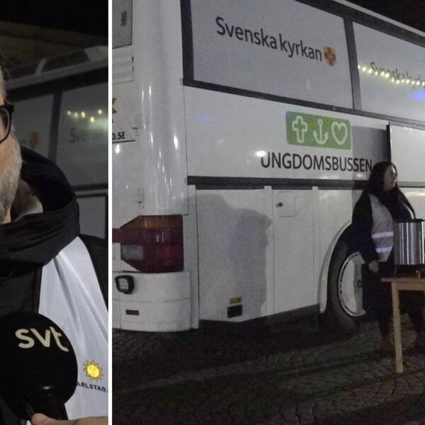 Bild på en man och en vit buss. Mannen heter Anders Holz, samordnare på Ungdomsbussen, som i kyrkans regi står på Stora torget i Karlstad på fredagskvällar. Han säger att många av ungdomarna som kommer till bussen är påverkade av narkotika.