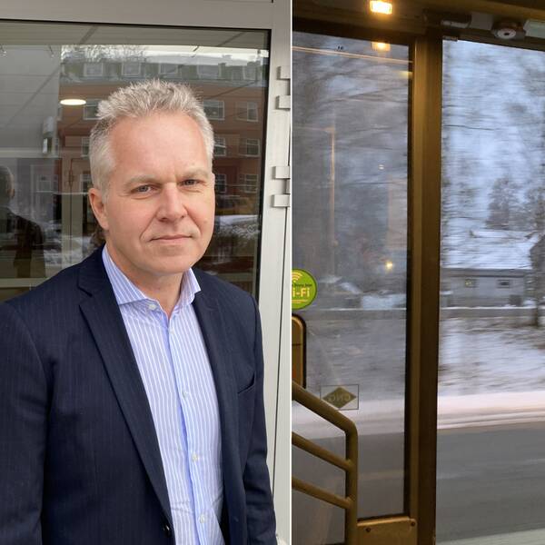 Pär Welander och en bild tagen inifrån en buss som kör med öppen dörr. Landskapet utanför är suddigt. Fotograf: Oskar Mattisson/SVT