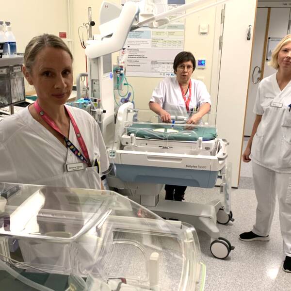Barnmorskorna Marianne Nilsson, Majvi Alkass och Sandra Enlund vill ha fler kollegor för att förlossningenvården i Halmstad ska hålla god kvalité i långa loppet.