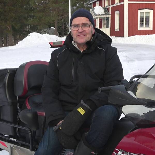 Johnny Stålarm bor på Hindersön i Luleå skärgård.