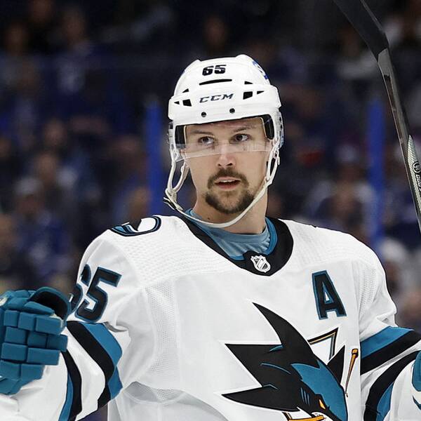 Erik Karlsson nådde milstolpen 70 poäng i natt.