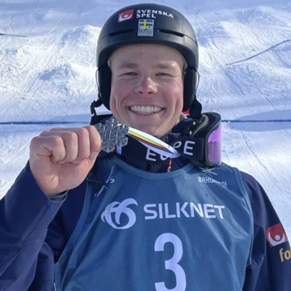 Walter Wallberg tog VM-silver i parallellpuckelpist