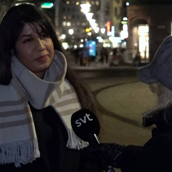 Malmön ruotsinsuomalaisten nuorten (Moro) hallituksen jäsen Suvi Rajapakse SVT Uutisten haastattelussa Malmössä.
