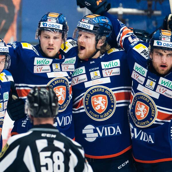 Växjö jublar under kvartsfinalen mot Luleå.