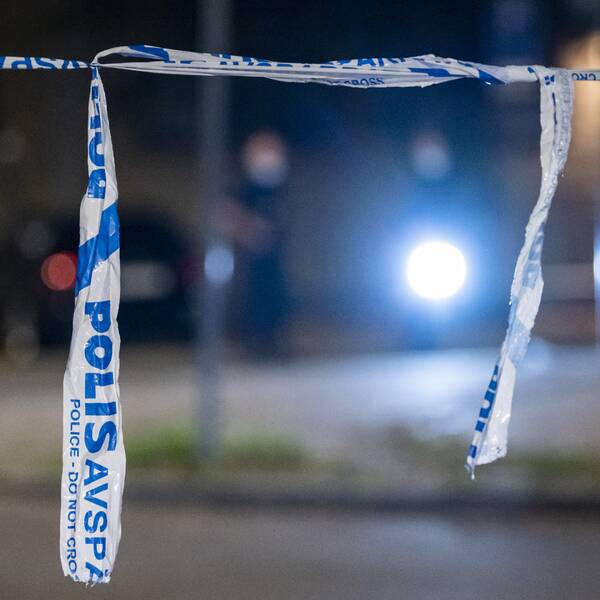 Polisens kriminaltekniker var på plats efter bråket på Augustenborgsgatan i Malmö den 7 augusti 2022. Arkivbild.