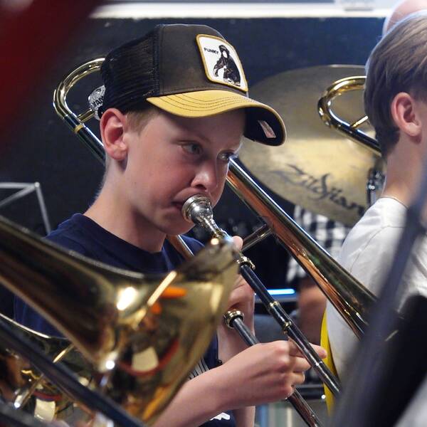 kille, trombon, musiker, blåsinstrument, keps